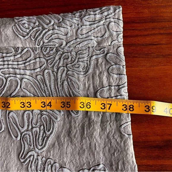 Lafayette 148 Shimmer Squiggle Pattern Sleeveless Gray Tan Sheath Dress Size 4 - Picture 15 of 16